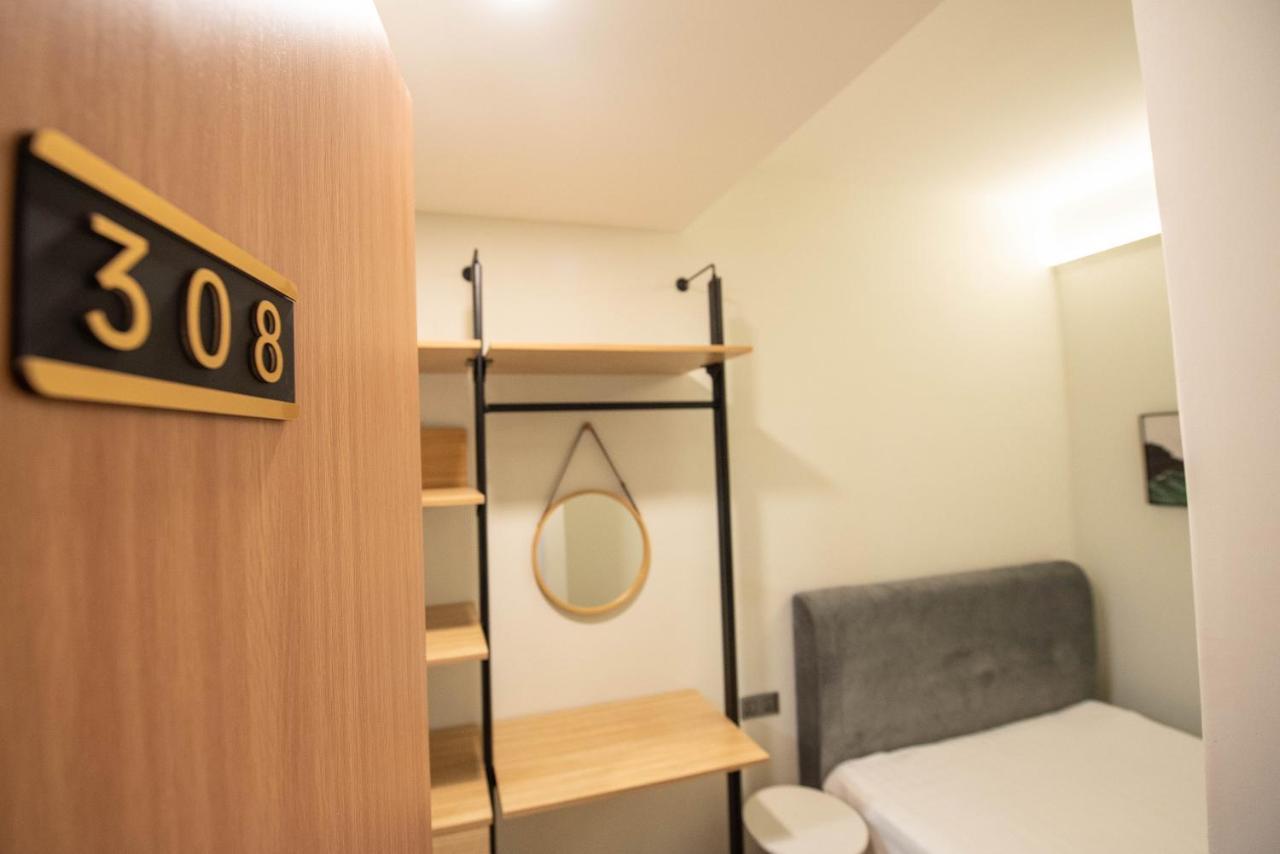 Apartamento Deluma-Lebuh Acheh George Town Exterior foto